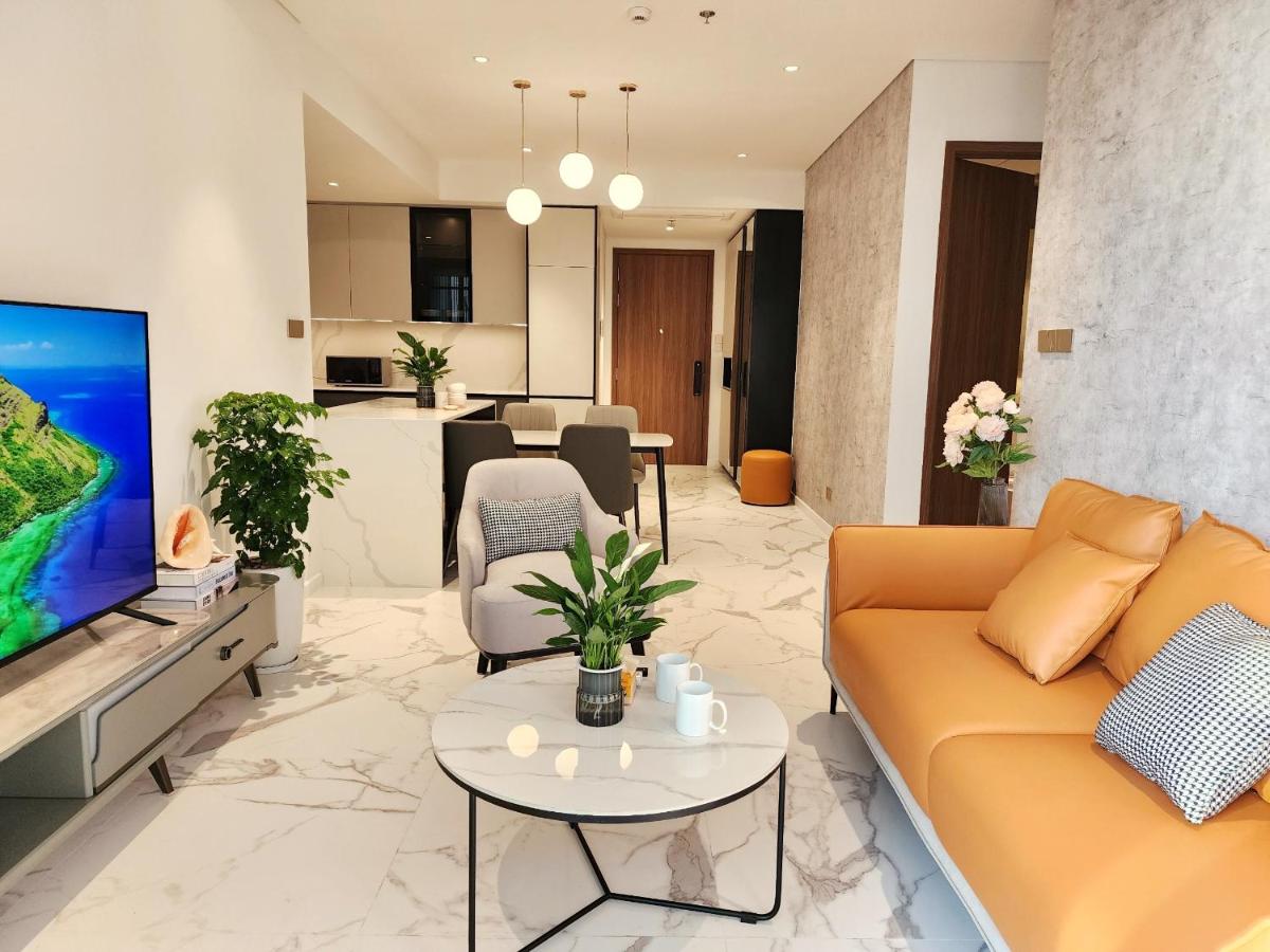 2 Bedrooms at Metropole
