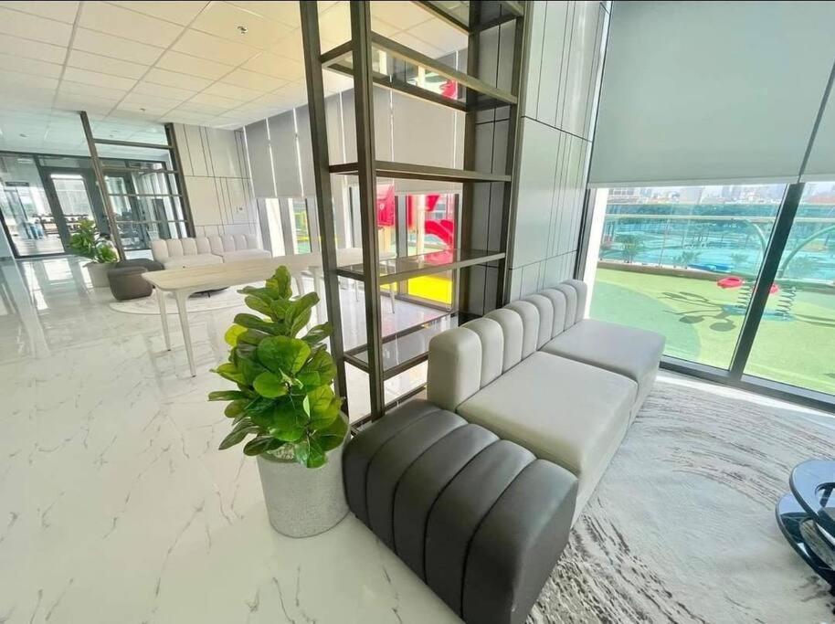 2BR Full Furnished Ecogreen Saigon District 7 Ho Chi Minh