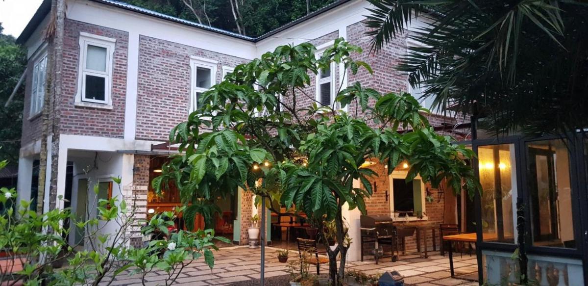 2Stones Cát Bà Homestay