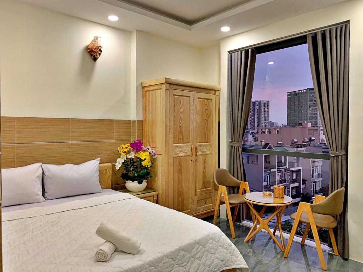868 Hotel