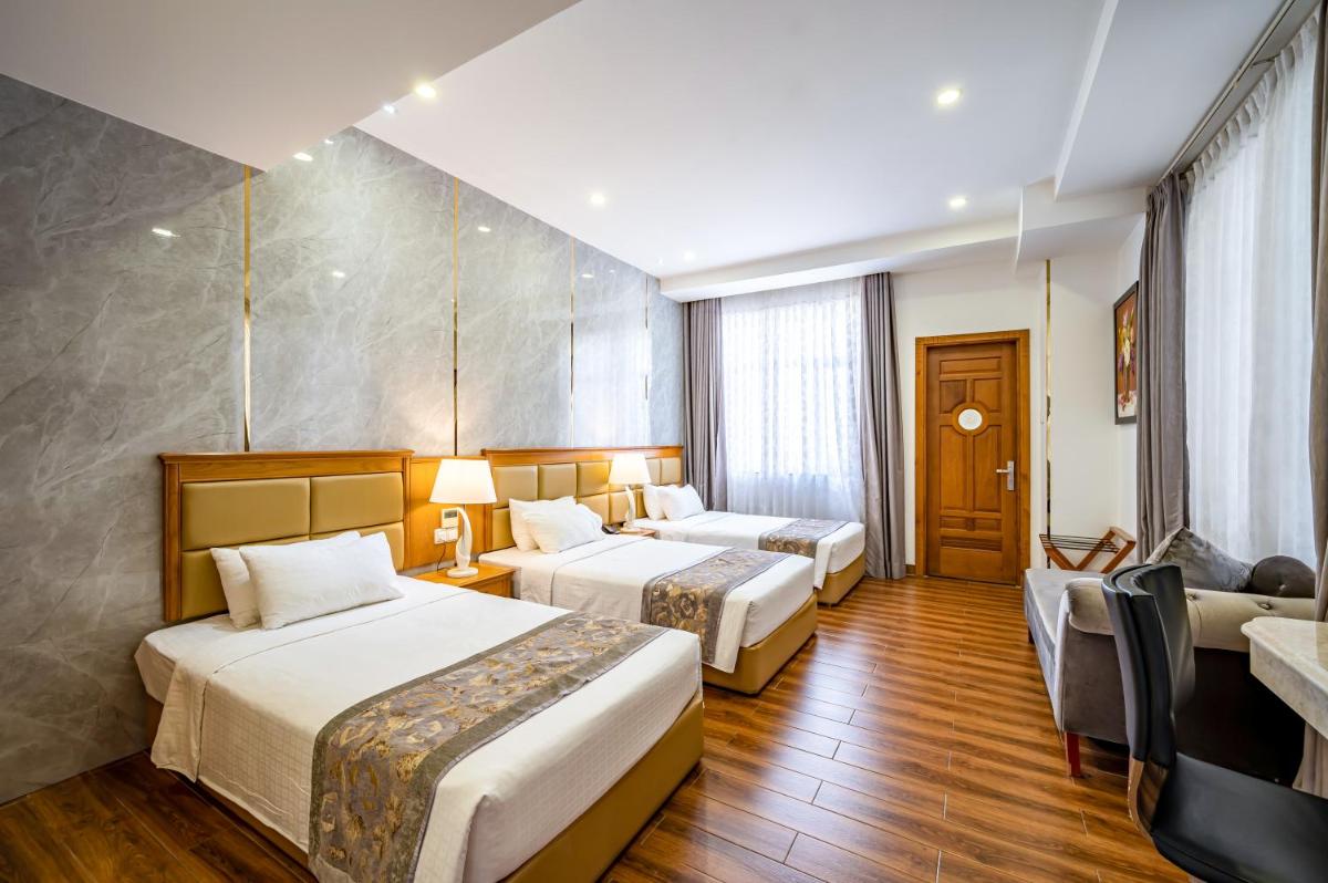 Acnos Grand Hotel