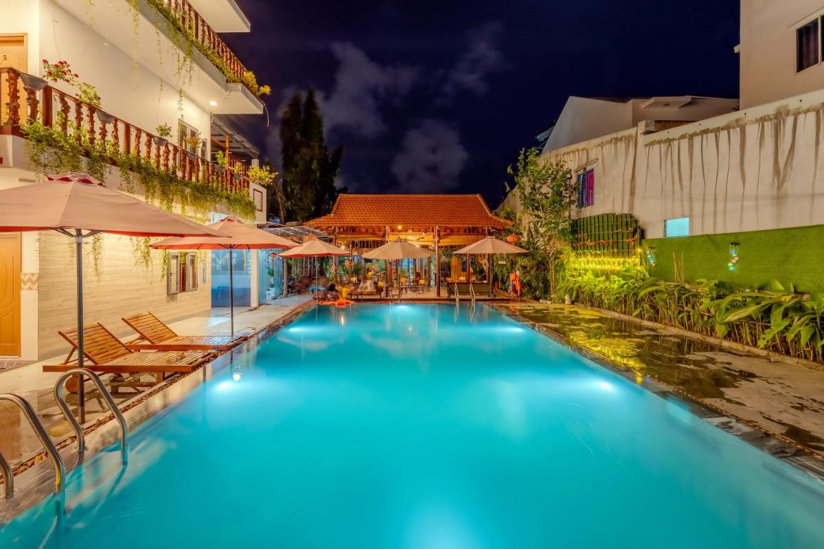 Alley Garden Homestay Hoi An