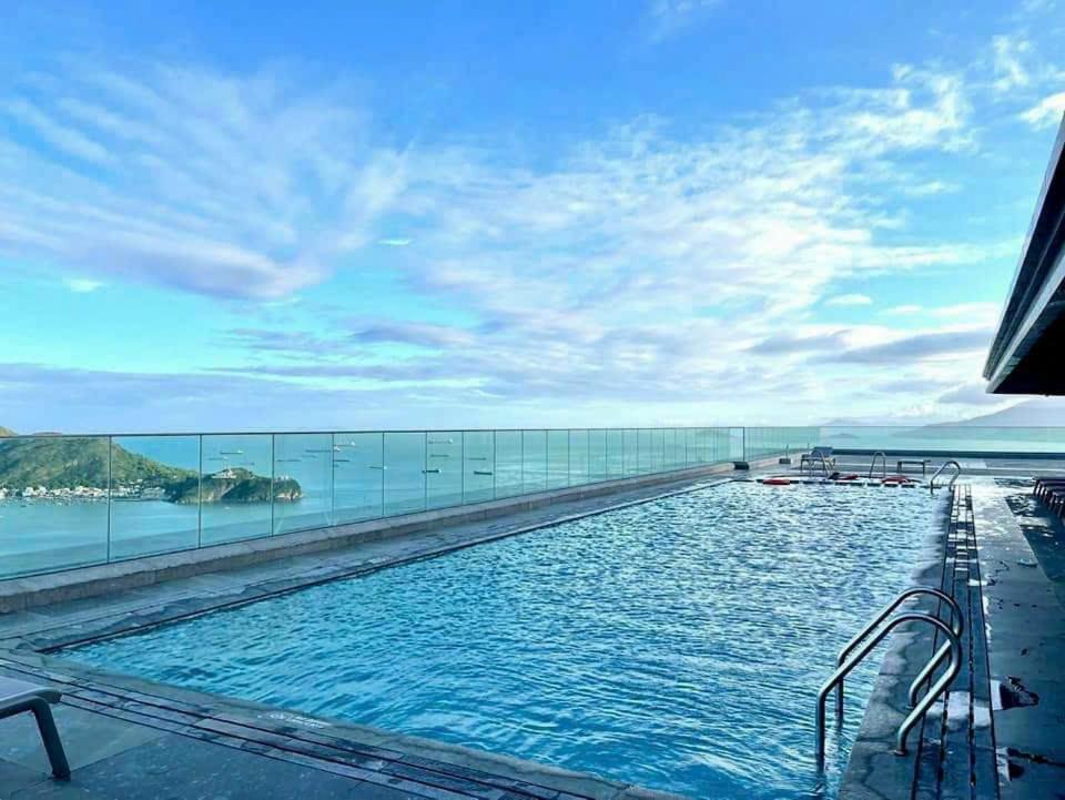 Altara Hong Sam