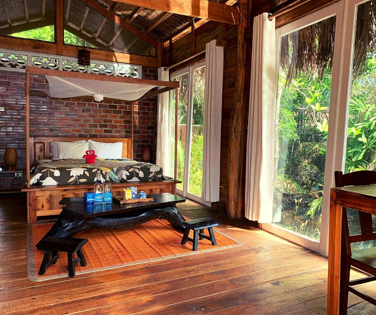 Bamboo Cottages