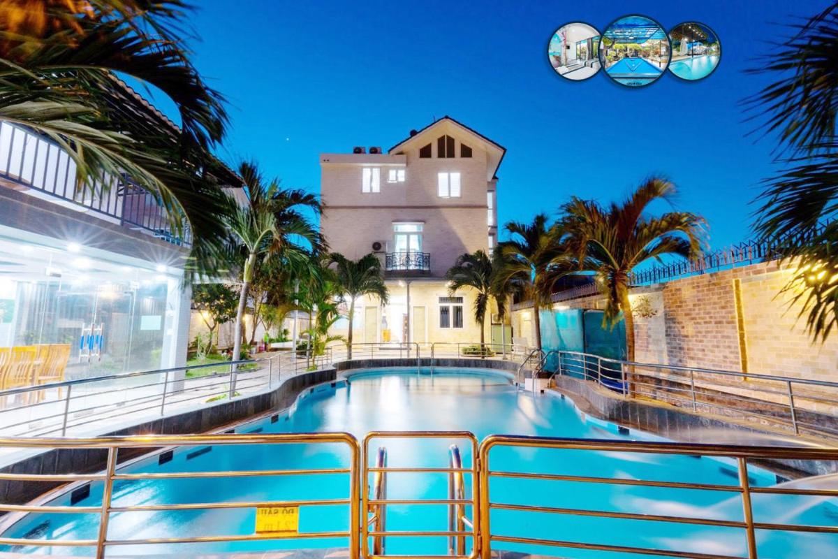 Biệt Thự VIP Resort Long Cung Đi Bộ ra bãi tắm