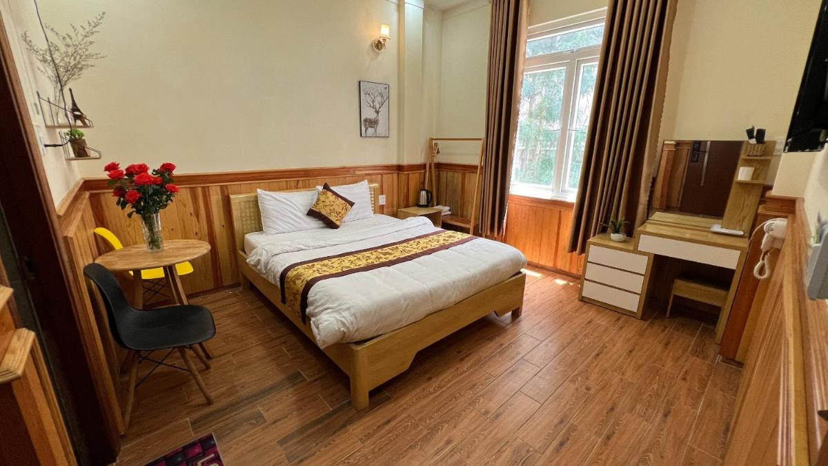 Bình Nguyên Hotel