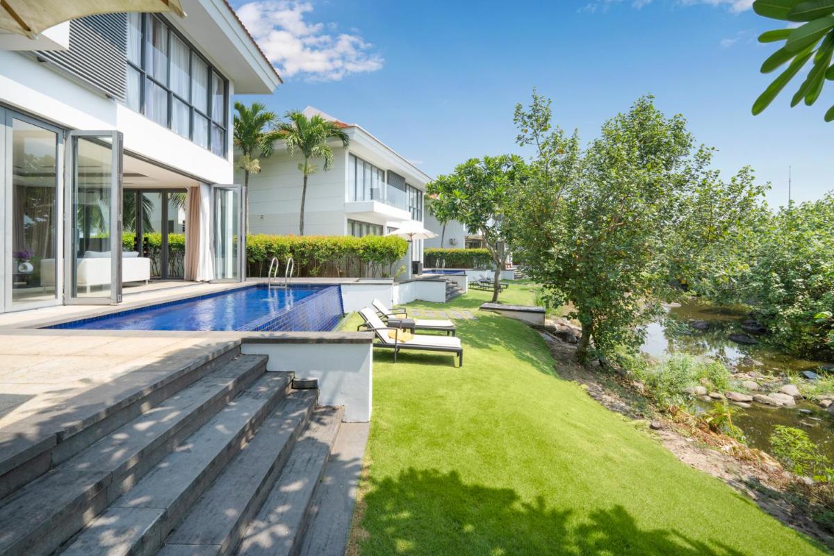 Blue Sky & Villas Beach Resort