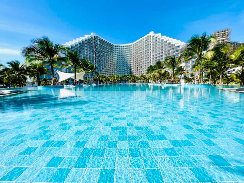 Cam Ranh provided by Pearl