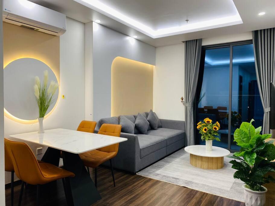Căn Hộ Cao Cấp 2 Ngủ Grand Tower
