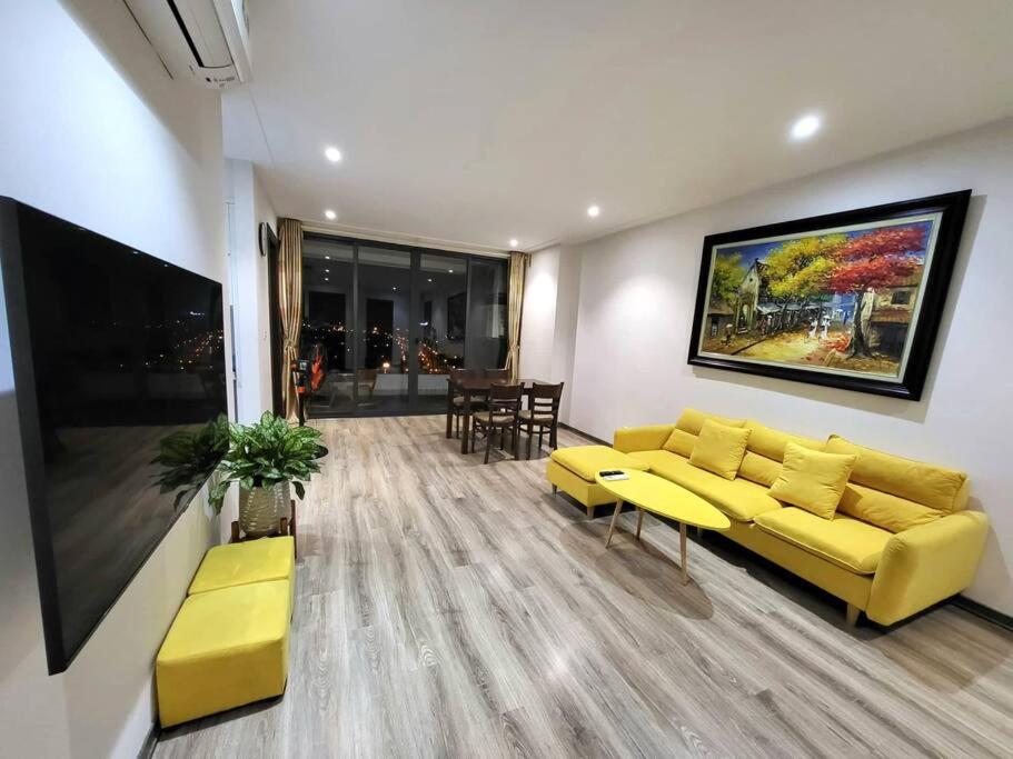 Căn hộ cao cấp tầng cao đối diện Aeon Mall 2PN/2PT