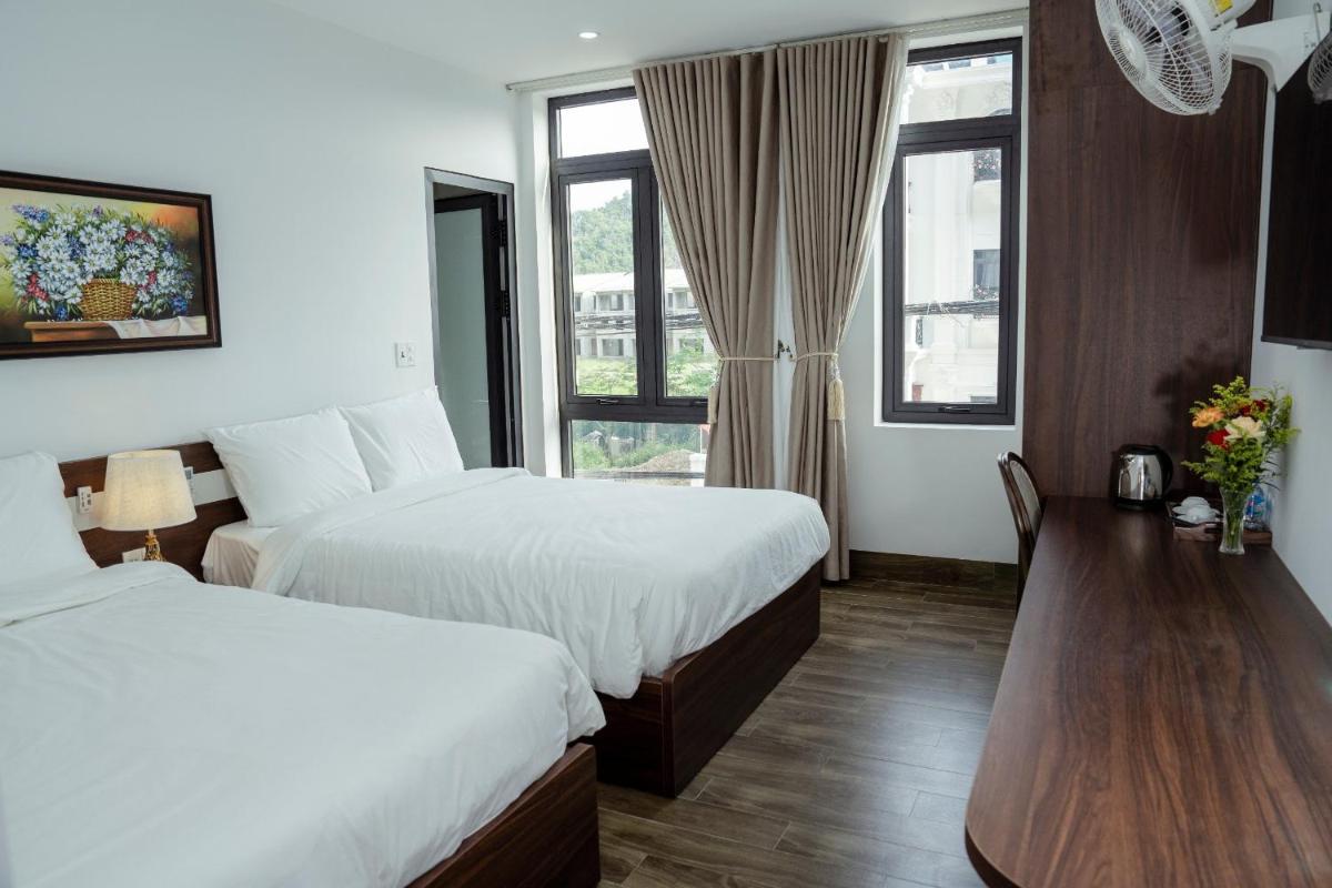 Charming Hill Hotel