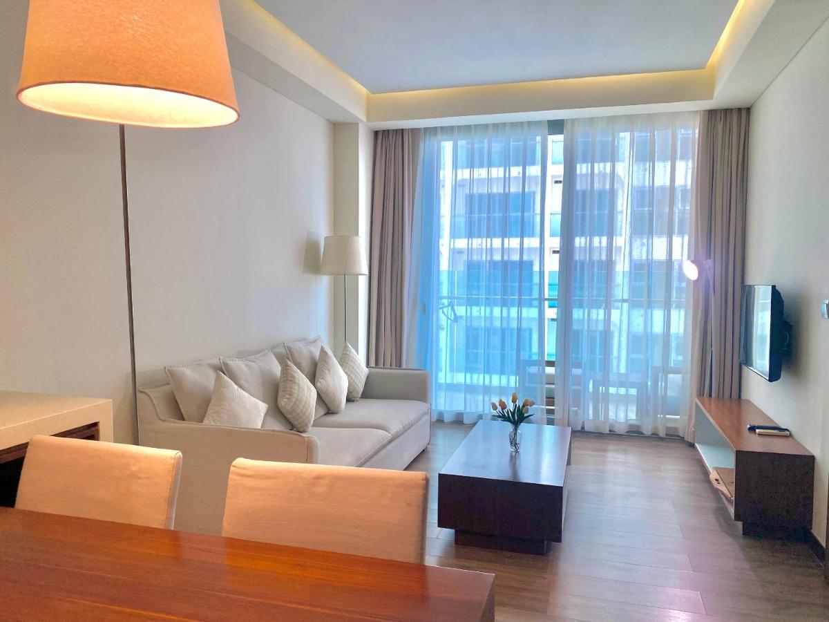 Cozy 2BRs Apart - Rooftop Pool and Gym @My Khe Beach