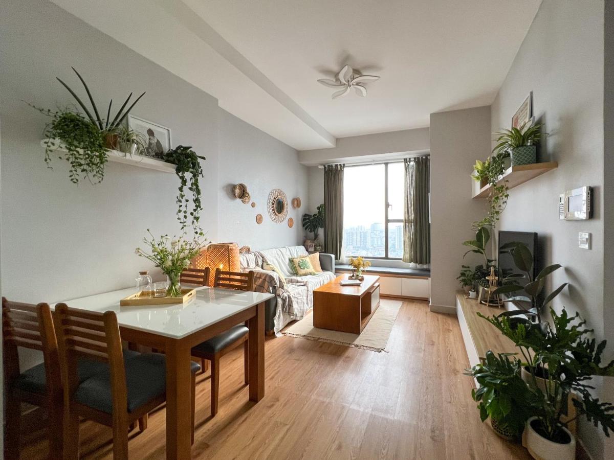 Dfour Saigon - RIVERGATE RESIDENCE