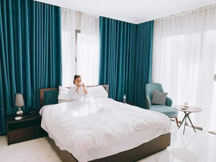 DJ Pearl Villa and Hotel