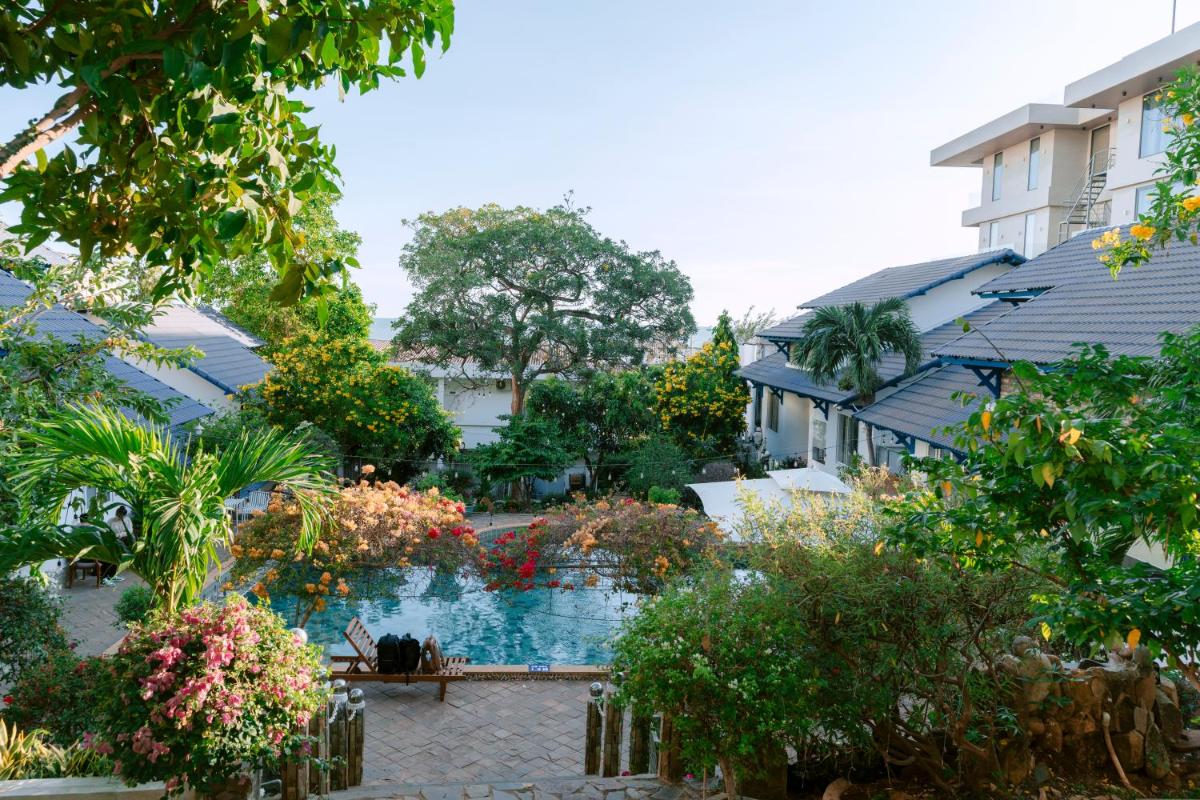 DOHA Garden Villa