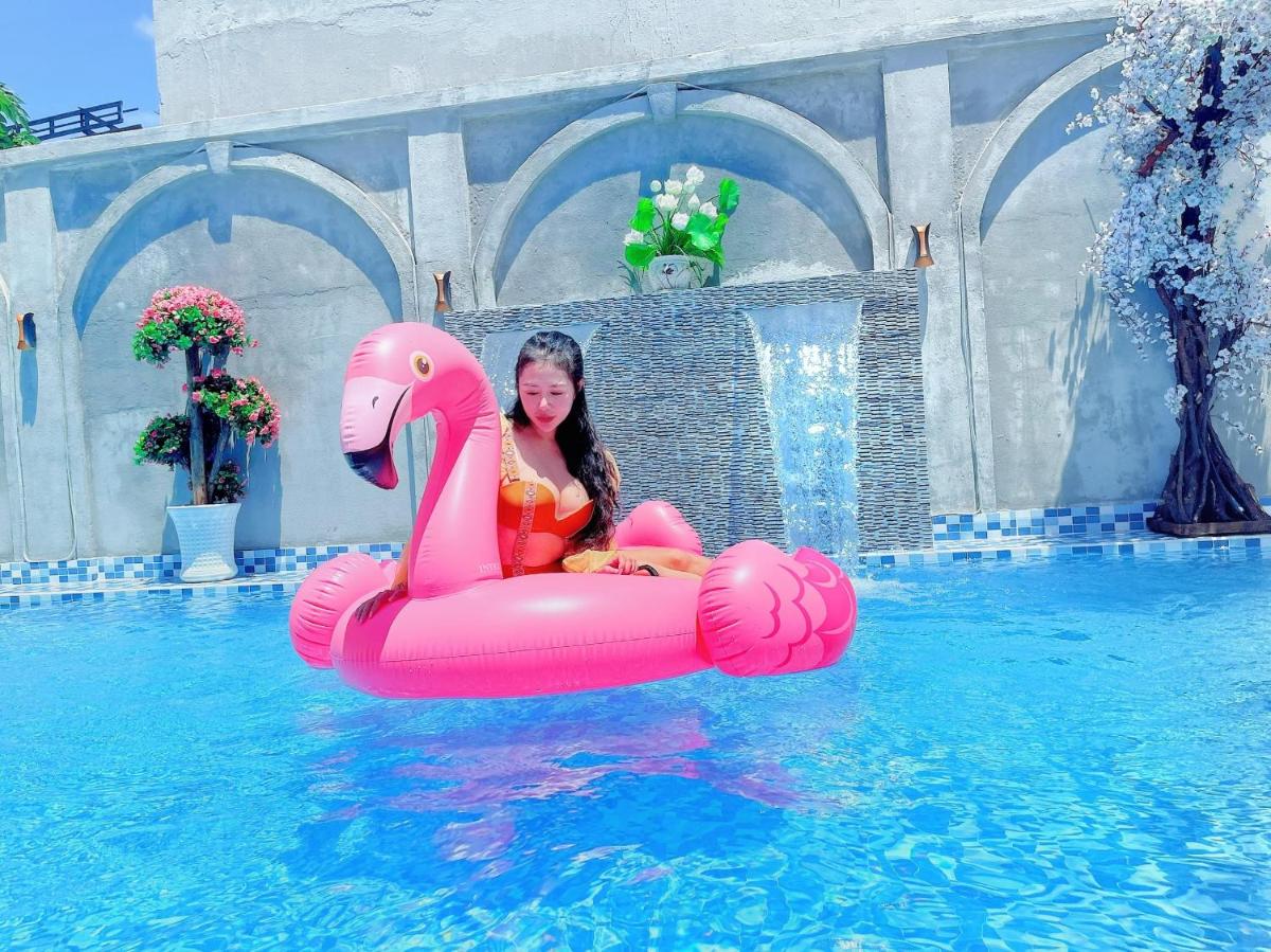 Dr Son's Villa - Lọt top Hồ bơi LỚN nhất nhì Vũng Tàu - Homestay GIÁ RẺ 167A Võ Thị Sáu - free Phao, Bida, Bilắc, Karaoke...
