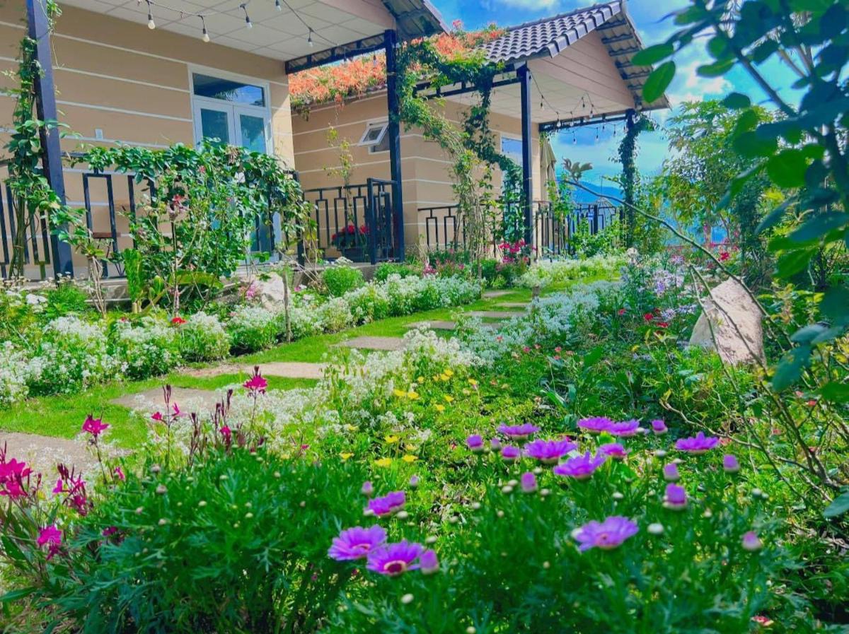 DU MÂY HOMESTAY