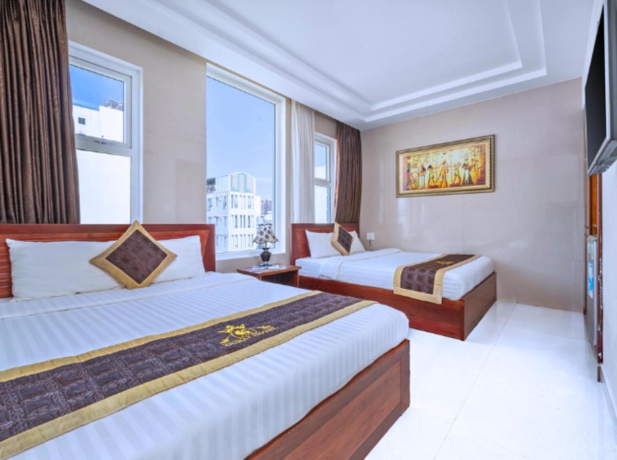 Dubai Hotel