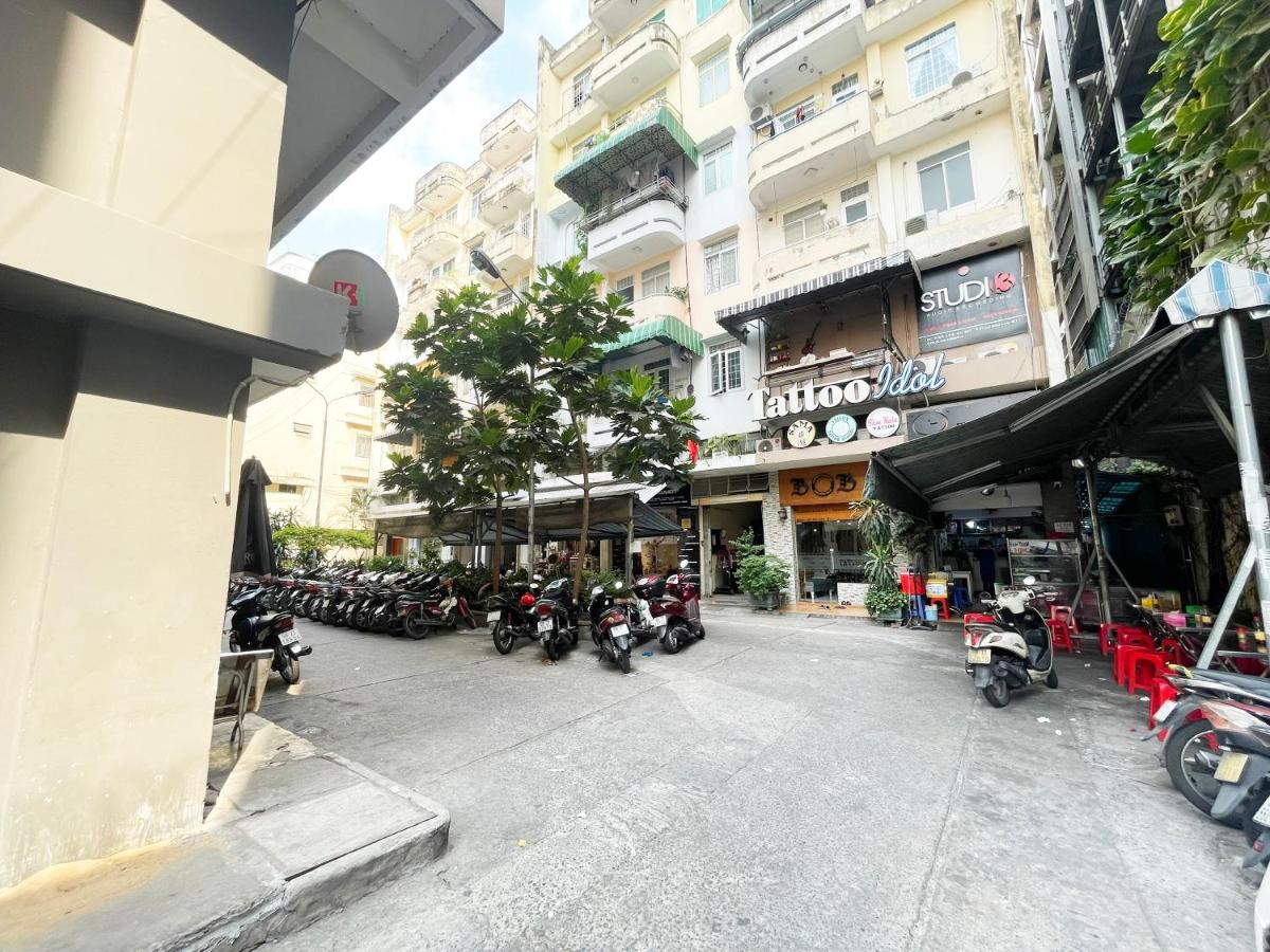 Ductaigallery's Apt & Entire in Bui Vien st