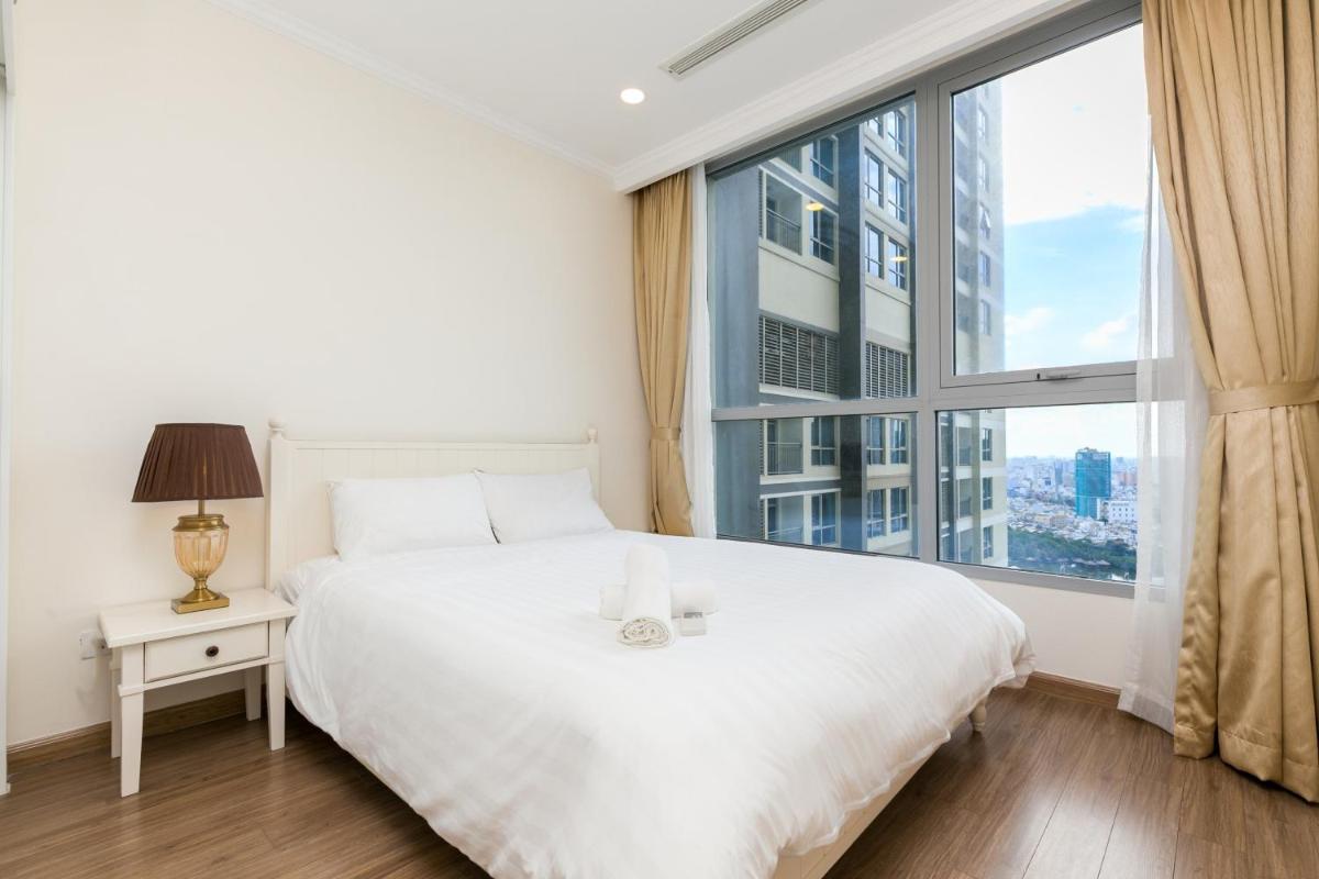 Elvita Landmark Luxury Residence