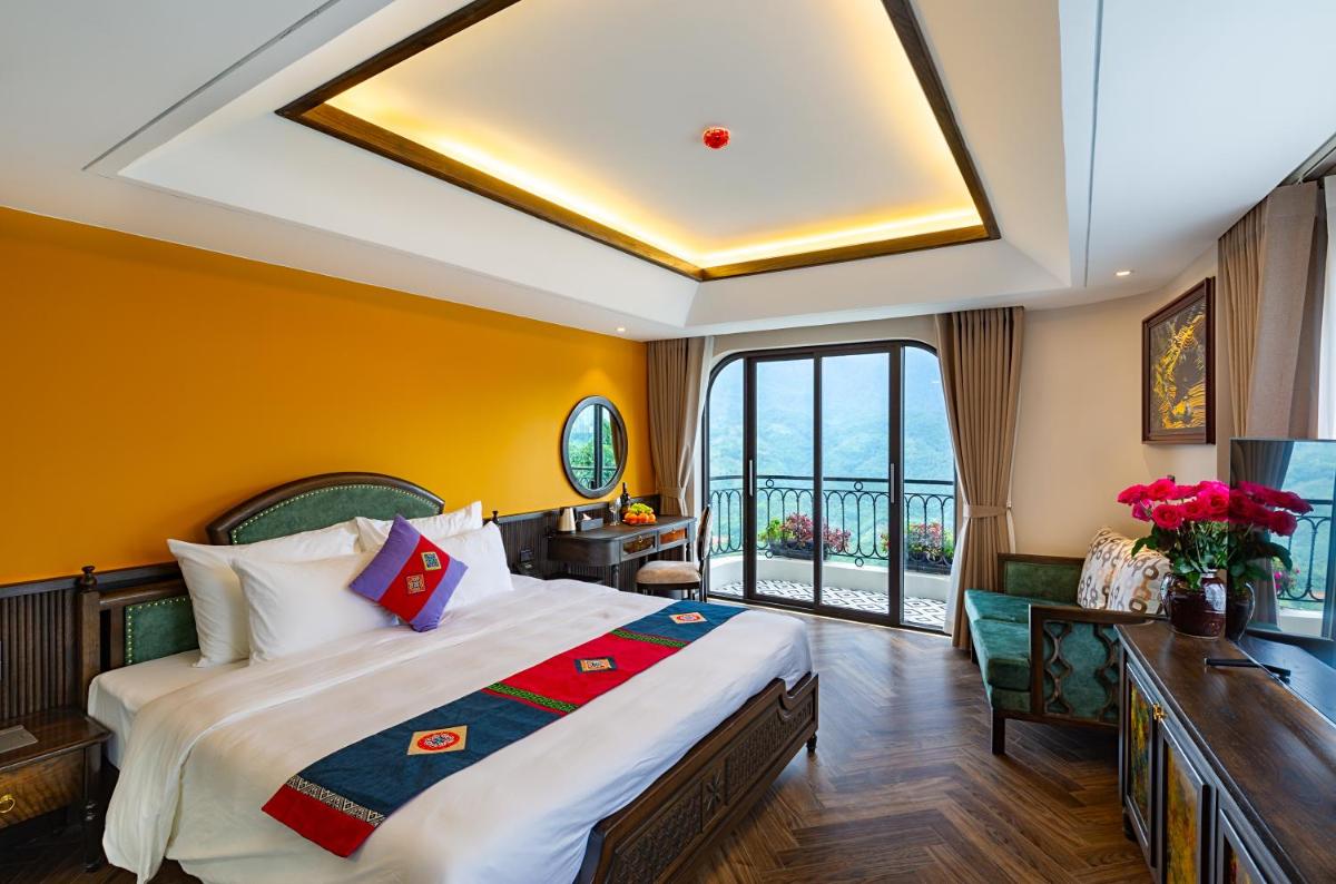 Fansipan View Hotel