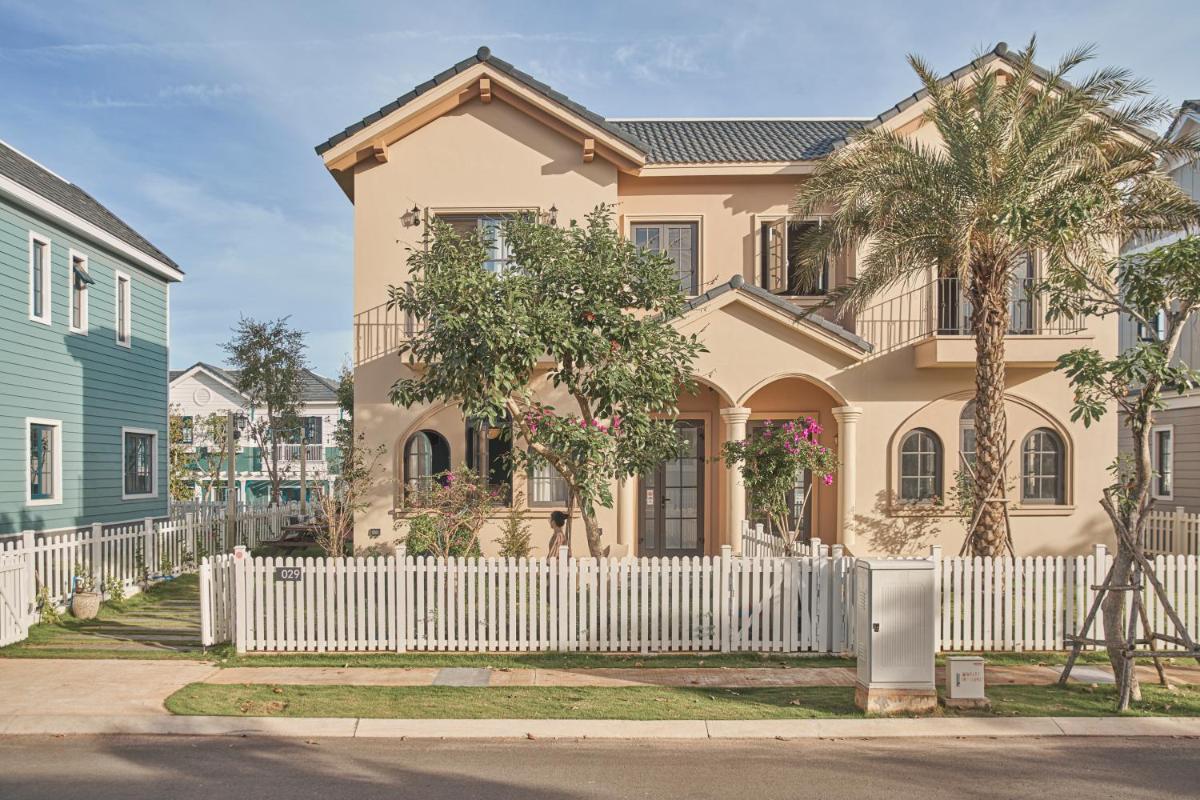 Florence Villa