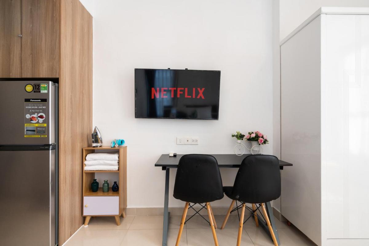 #Free POOL #Netflix #Cityview Suite for expat