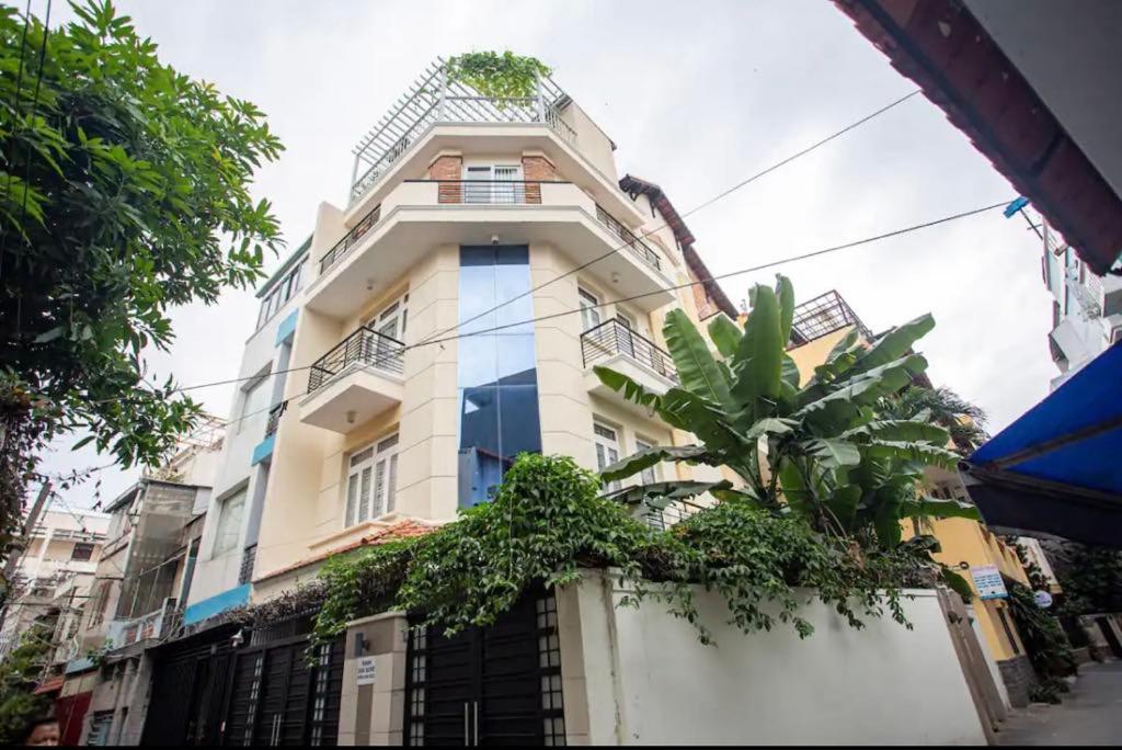 Friendly House