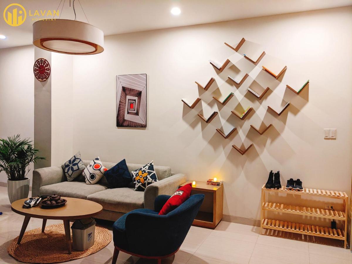 Garden View 5BR Villa - BBQ, FREE Parking, Marina Beach