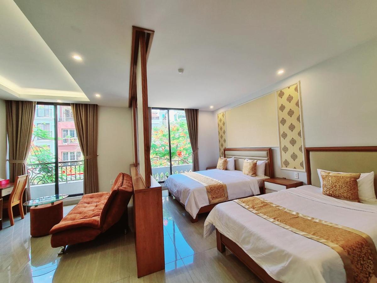 Garnet Hotel