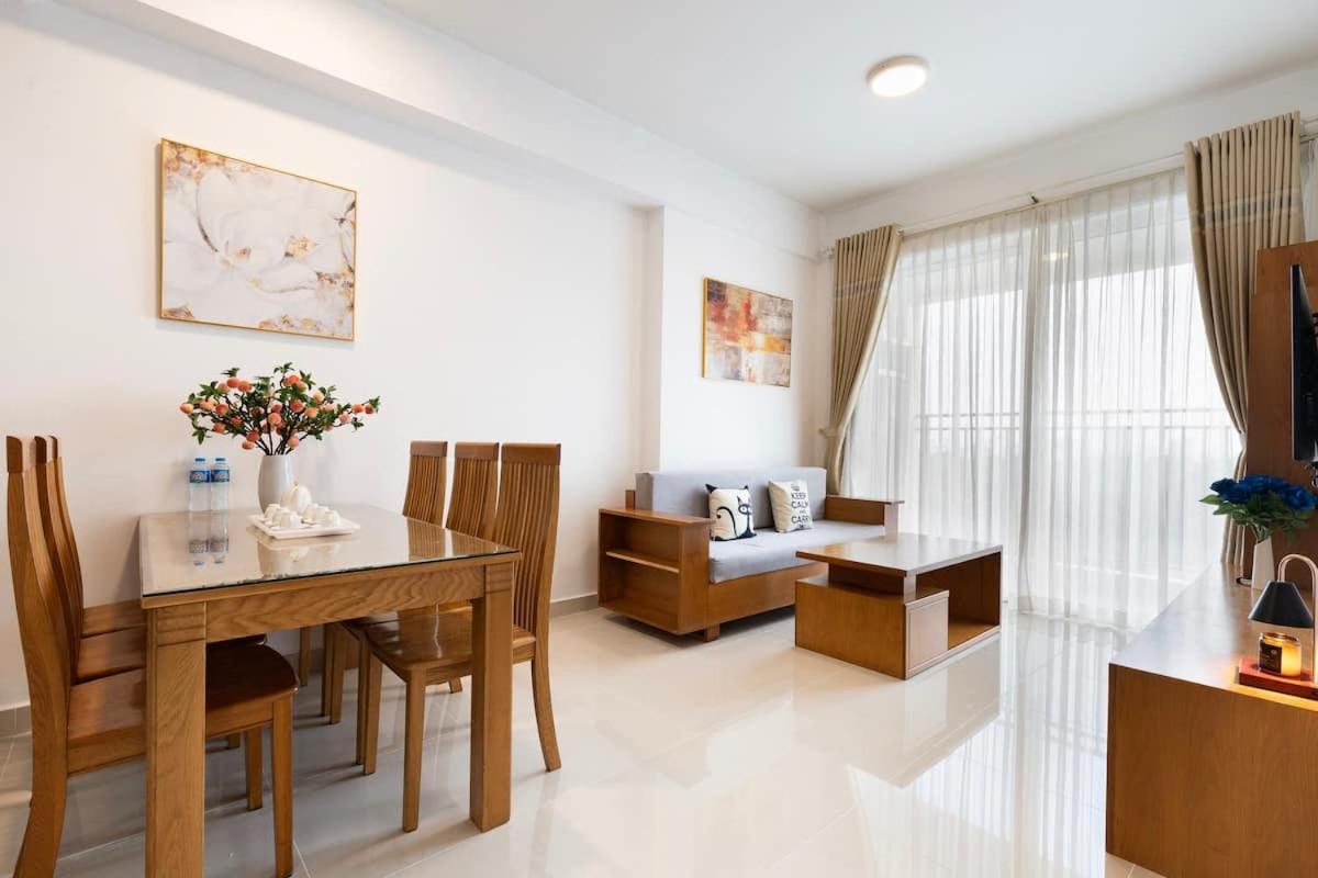 Golden Mansion - Transit Apt Free POOL & GYM