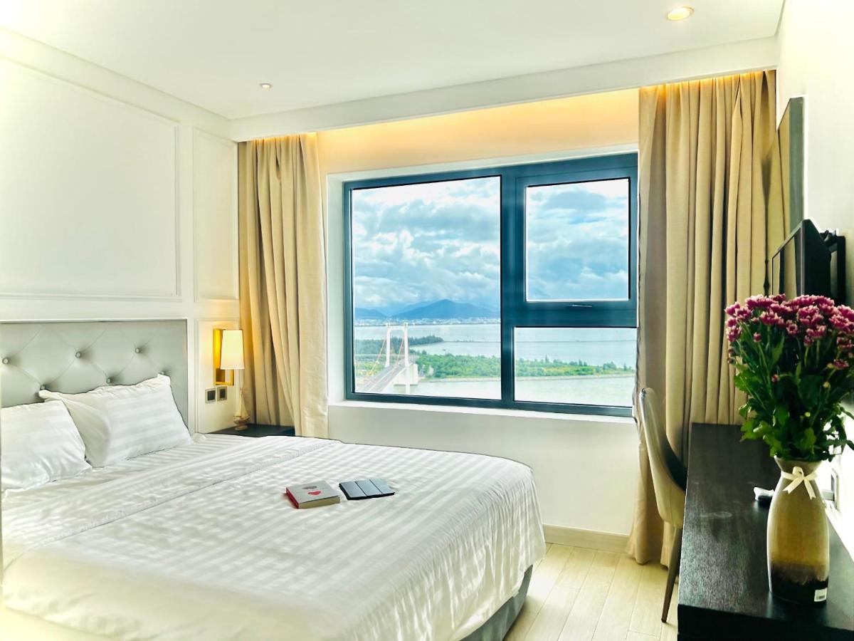 Goldenbay Danang, 2BR, Bay & Cityview
