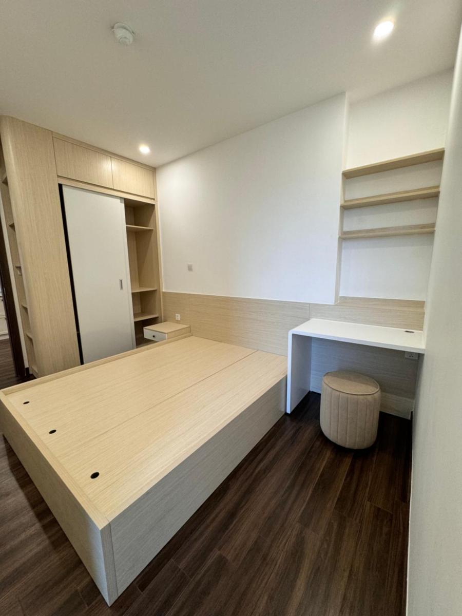 H - homestay