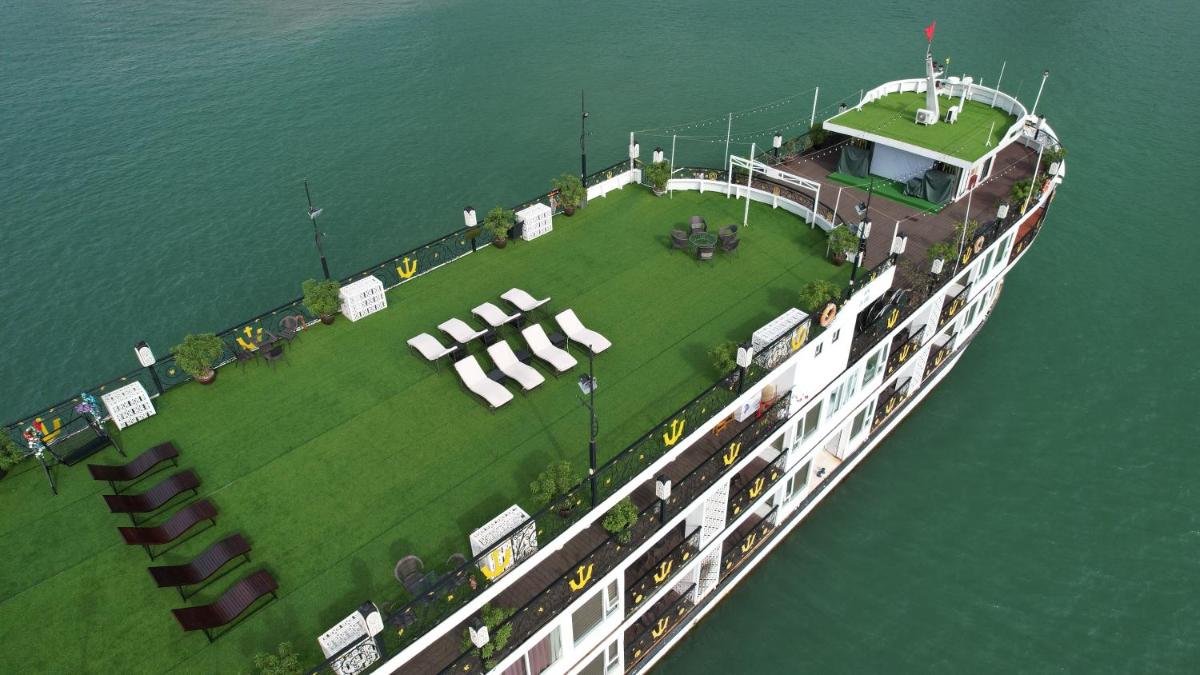 Halong AQUAR CRUISE