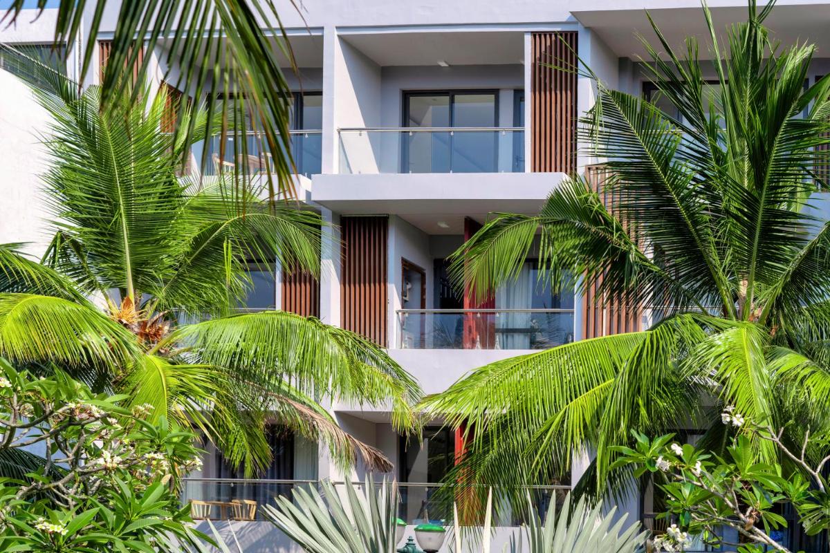 Hana Hotel Sonasea Night Market Phu Quoc