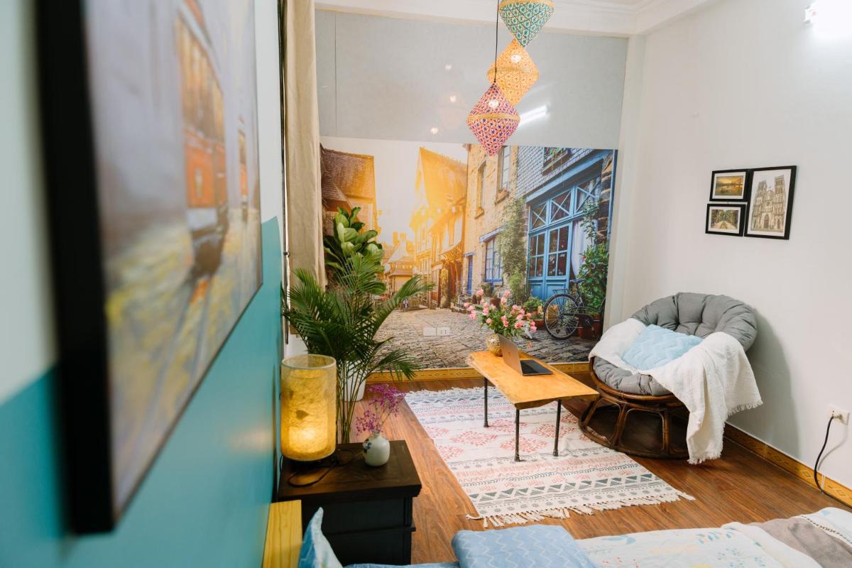 Hanoi Hola House