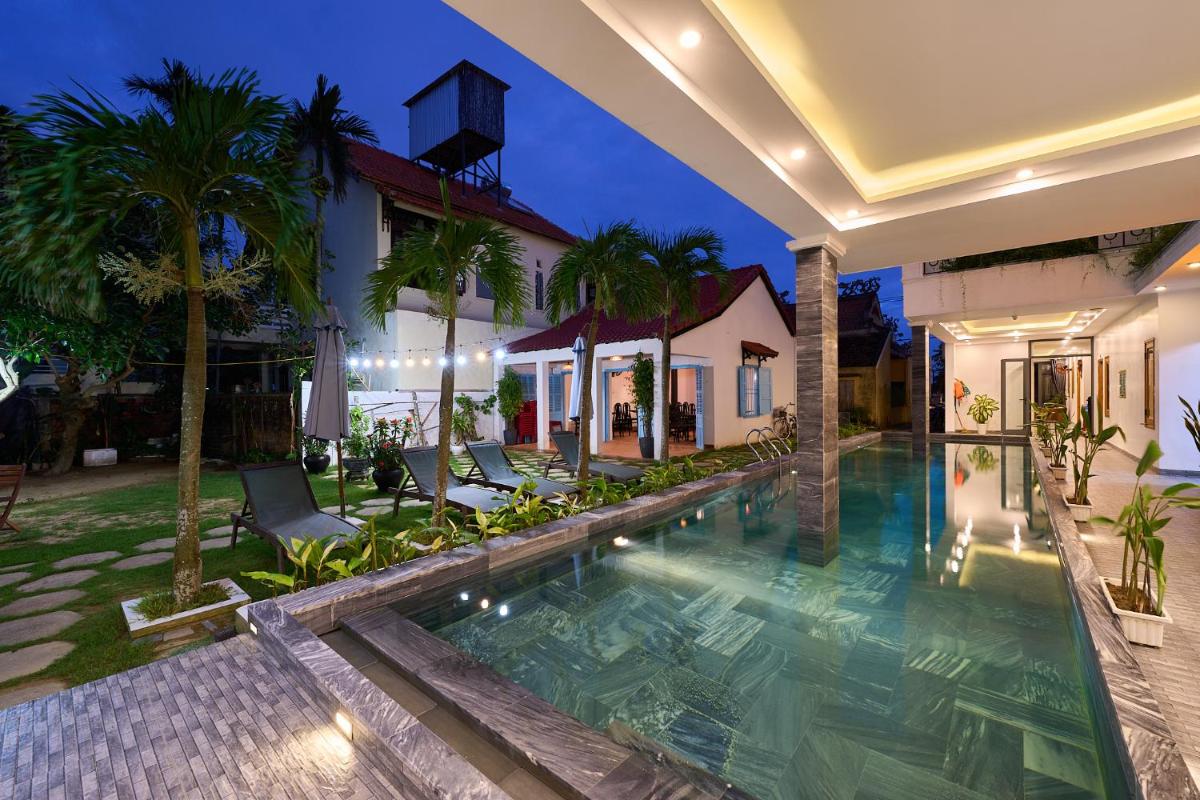 Hoi An Legend Charm Boutique Hotel