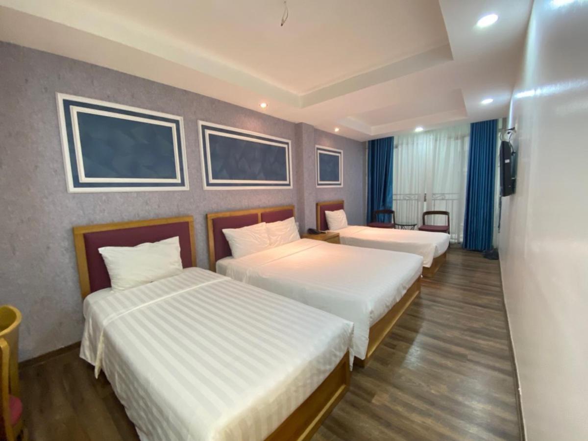 Holiday Suites Hotel & Spa