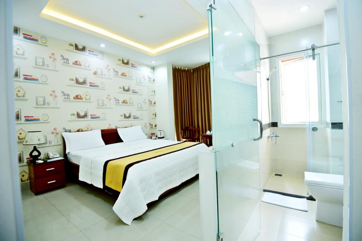 Hotel Thu Ha - Sân bay Tân Sơn Nhất