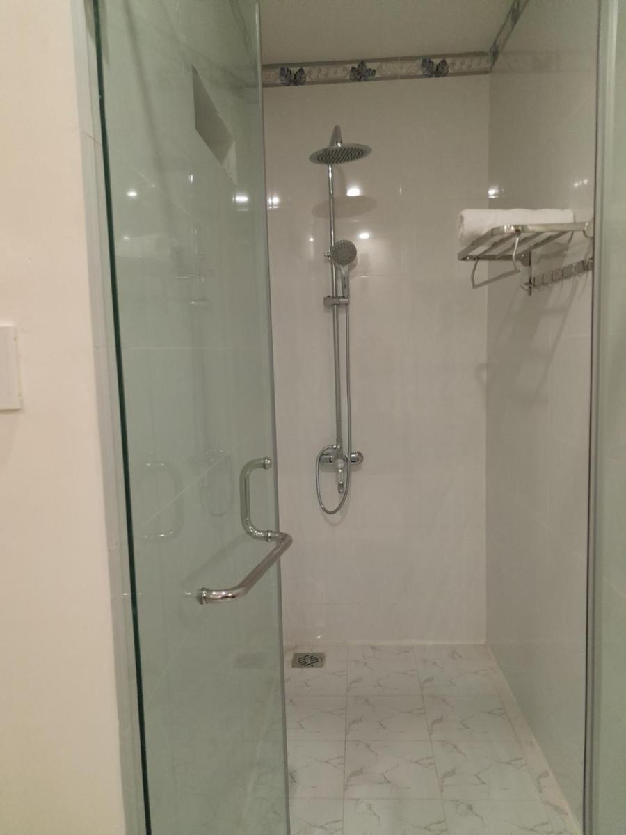 HOTEL VIỆT ÚC, H17 Phan Huy Chú, phường 2