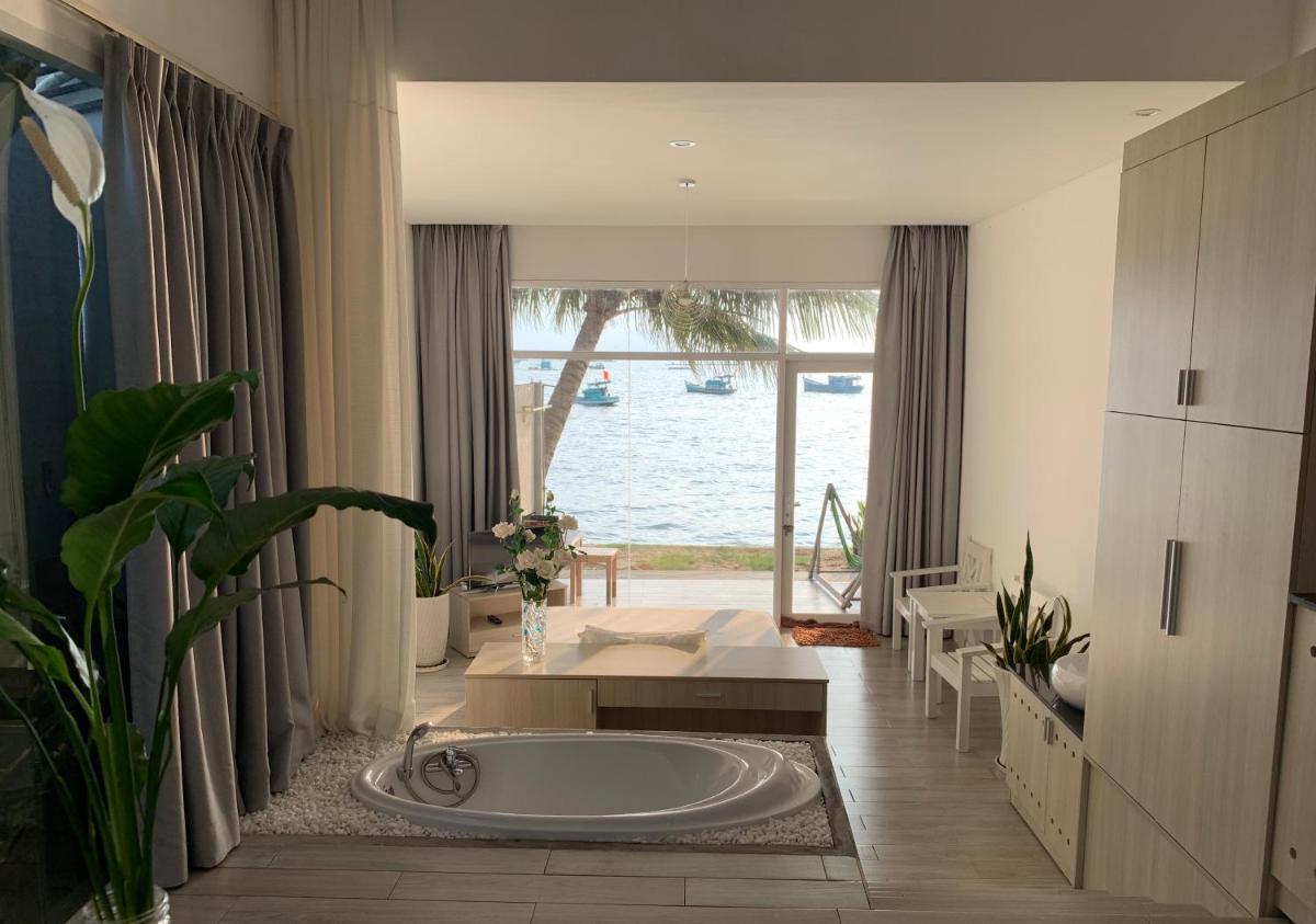 HS Beach House Phu Quoc Island
