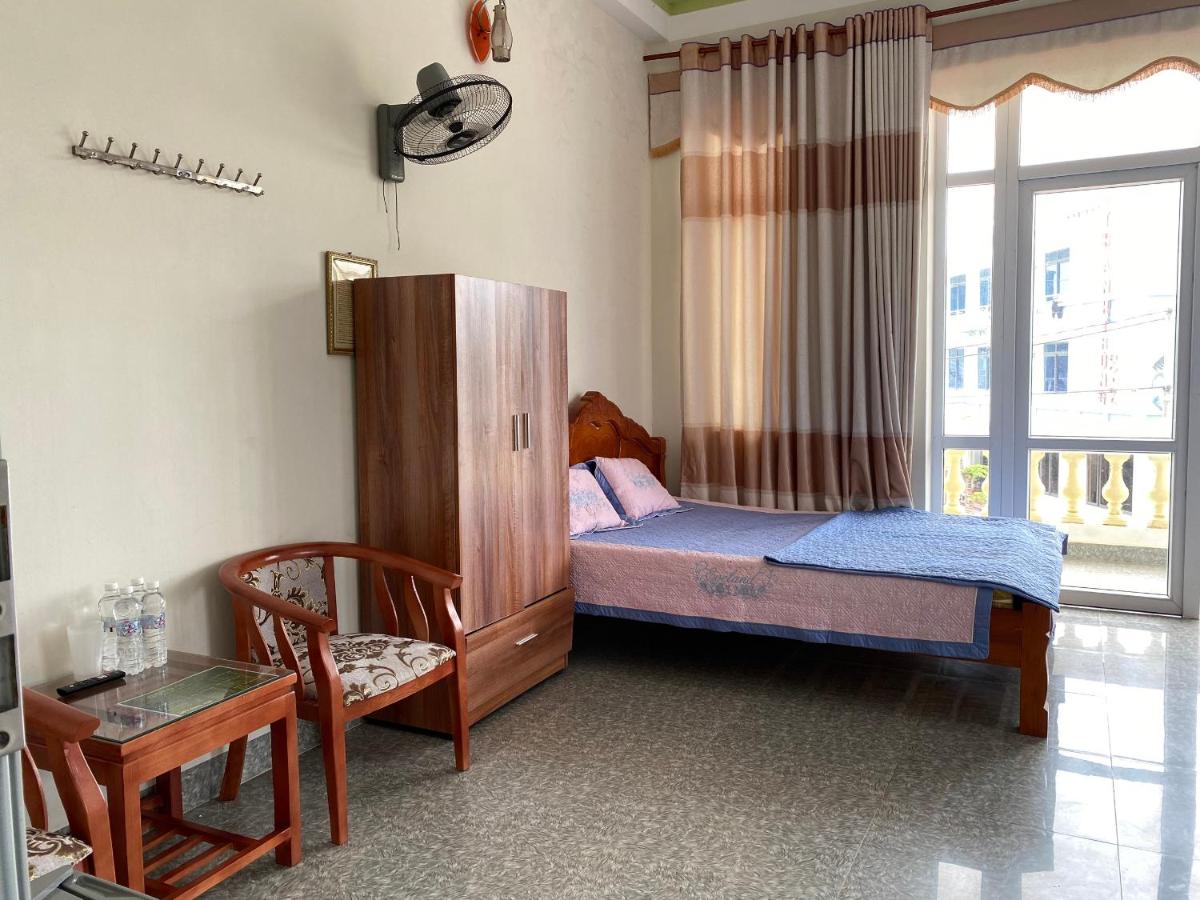 Hùng Mạnh Hotel