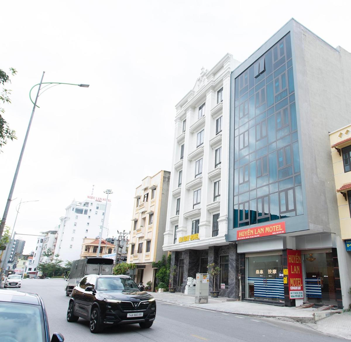 Huyền Lan Hotel