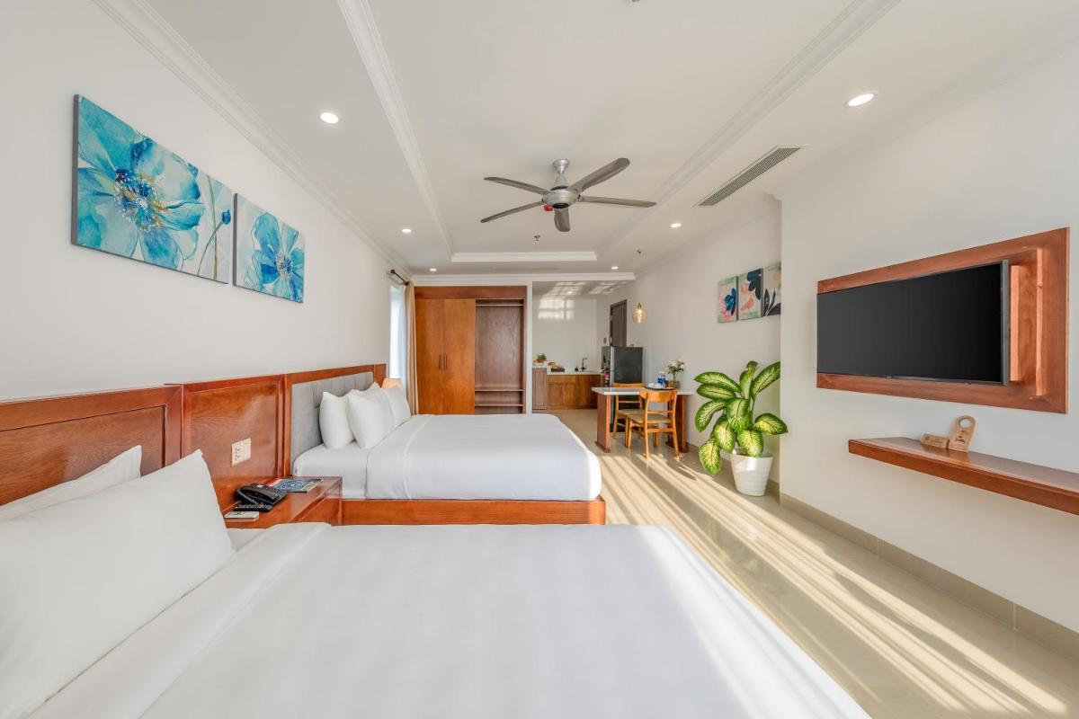 K Hotel Sauna and Massage