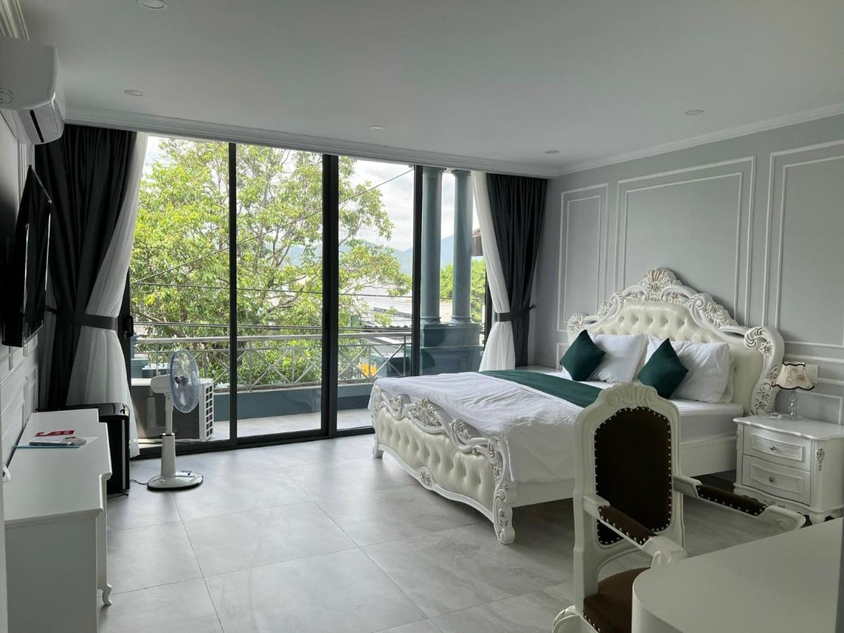 Khách sạn Chè yến Nha Trang
