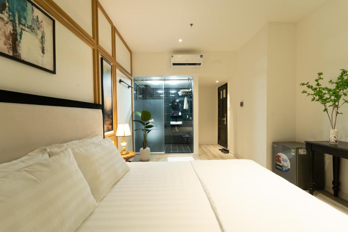 Khách sạn Gấu Hotel