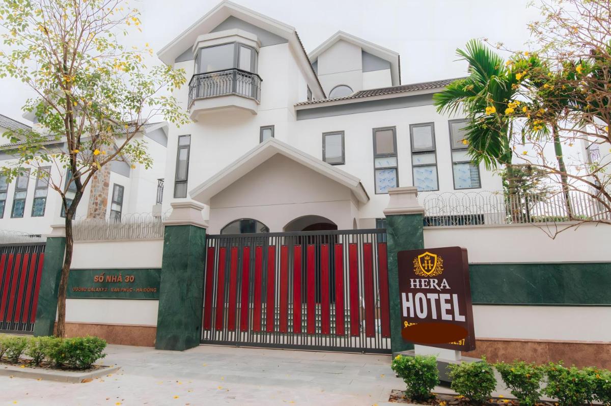 Khách sạn Hera Hotel