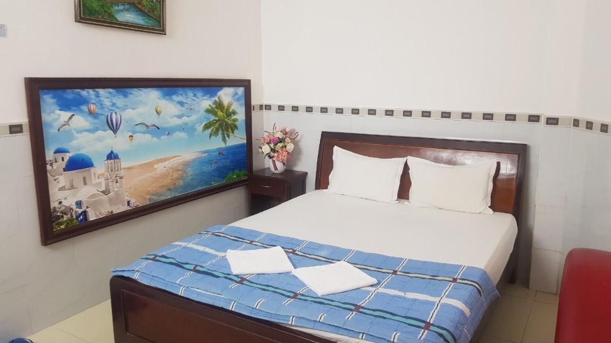 khách sạn Hoàng Long