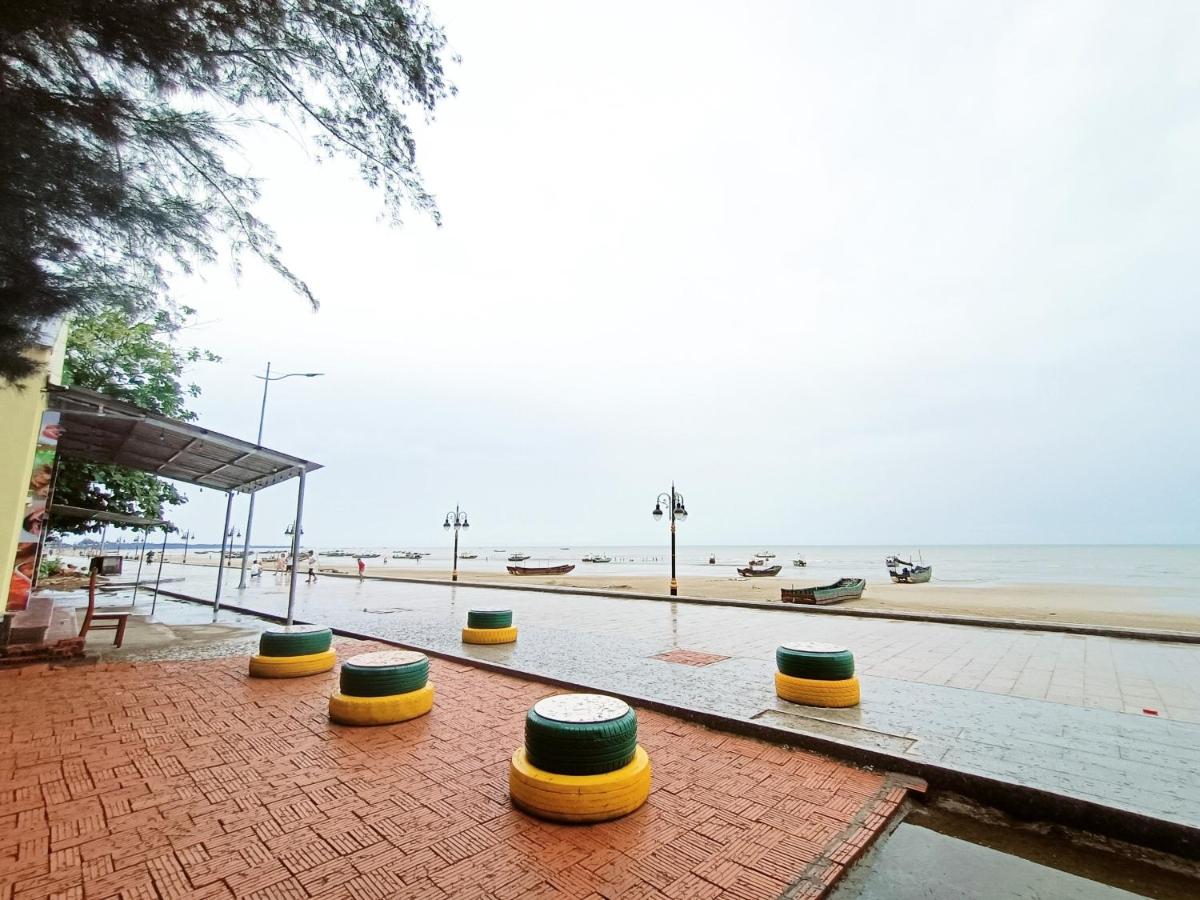 Khách sạn Trà Cổ sát biển