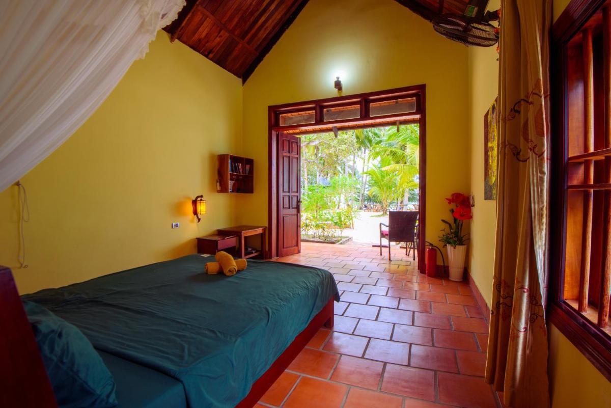 Kiki Coconut Beach Resort